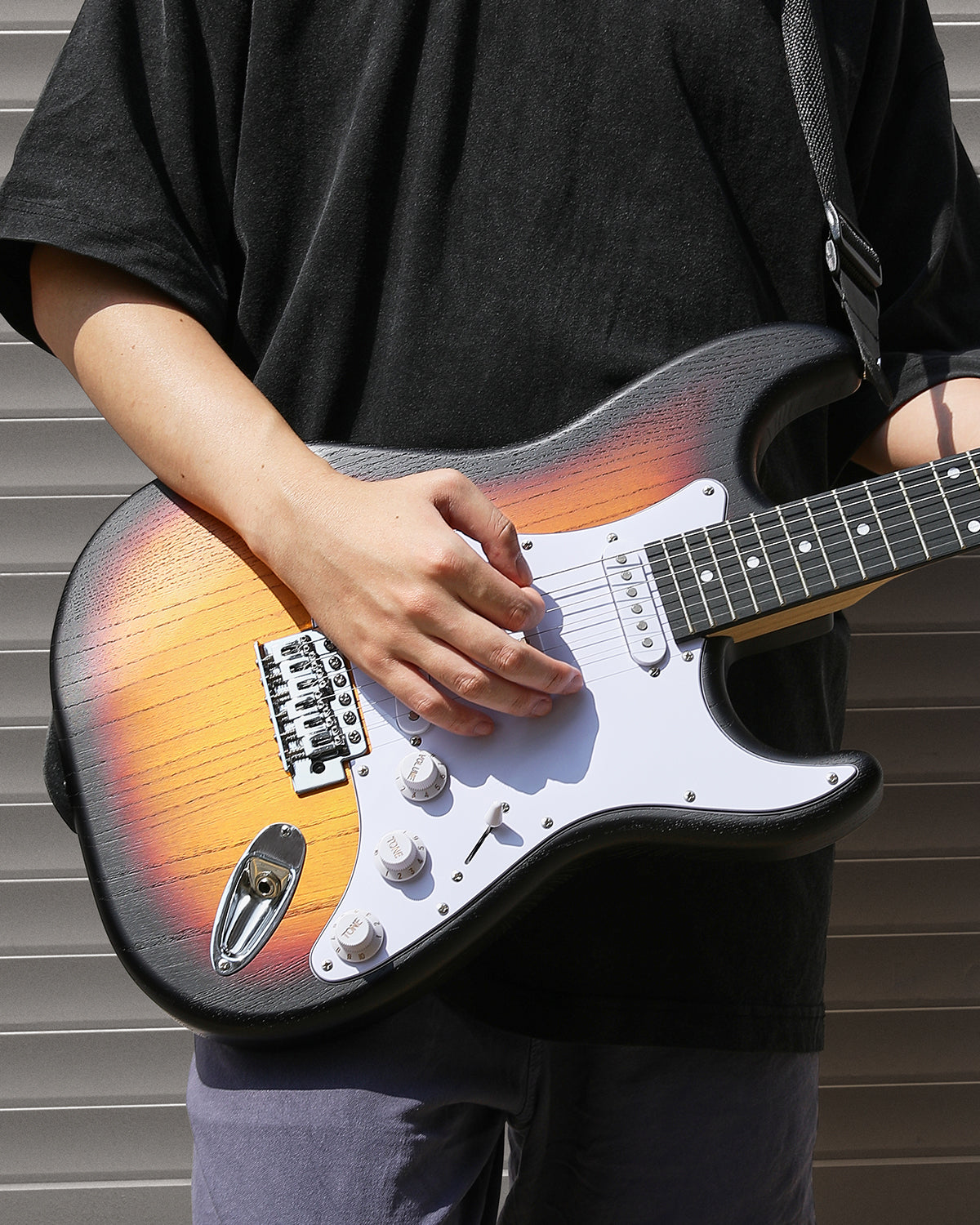 Donner DST-80 39 Zoll mattiertes ST-E-Gitarren-Kit mit Verstärker