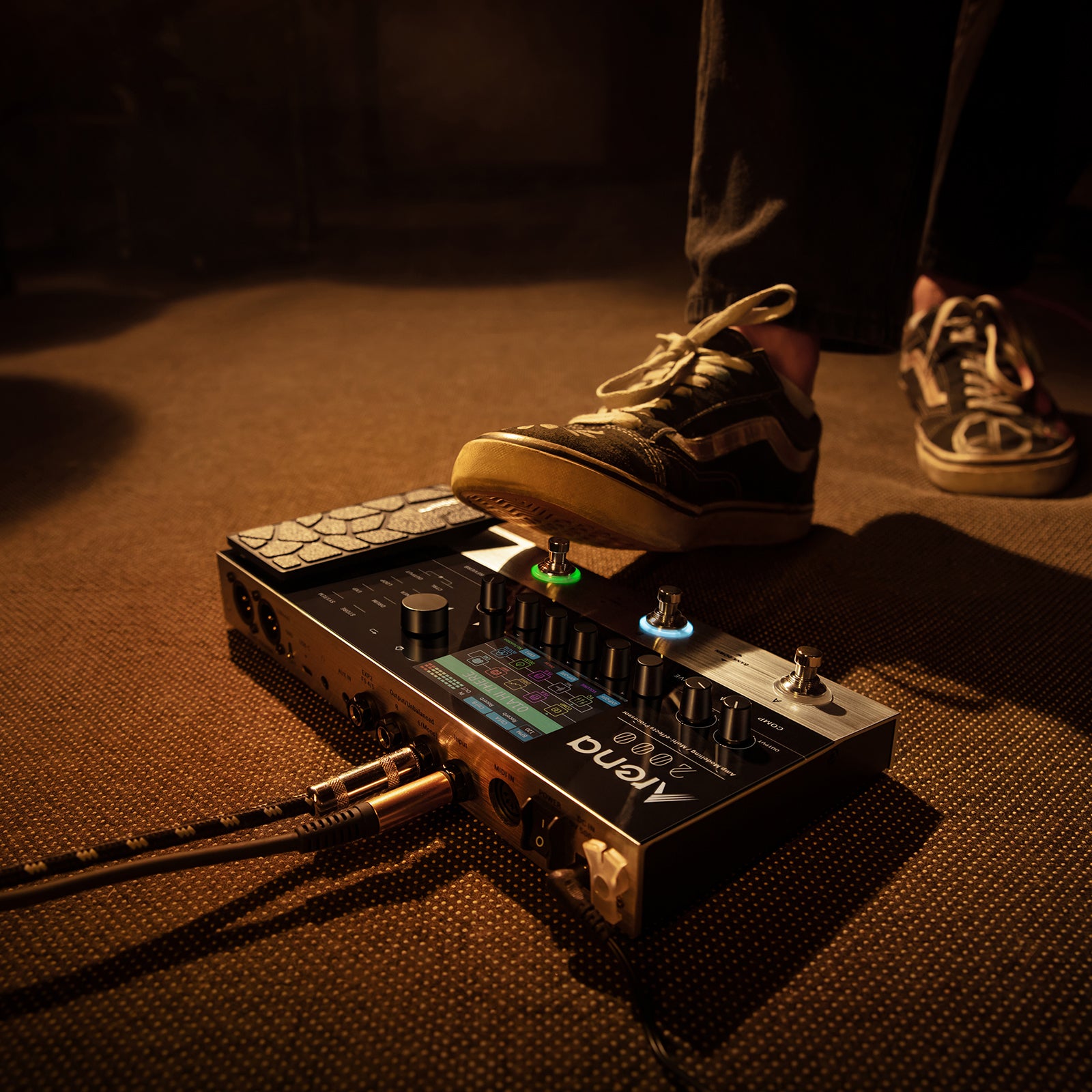 Donner Arena 2000: Multi-Effekt Pedal, 3.5