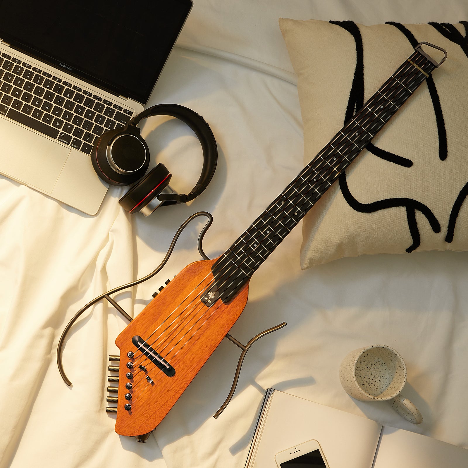 Donner HUSH™ I Ultraleicht Unterwegs Reisegitarre